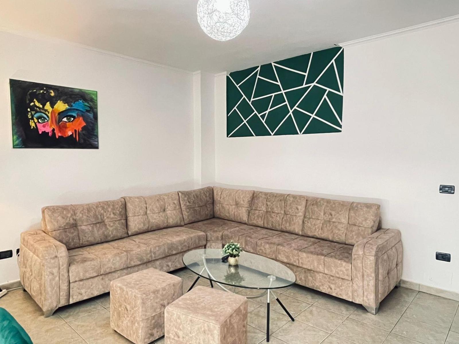 Top Central Apartment ティラナ エクステリア 写真